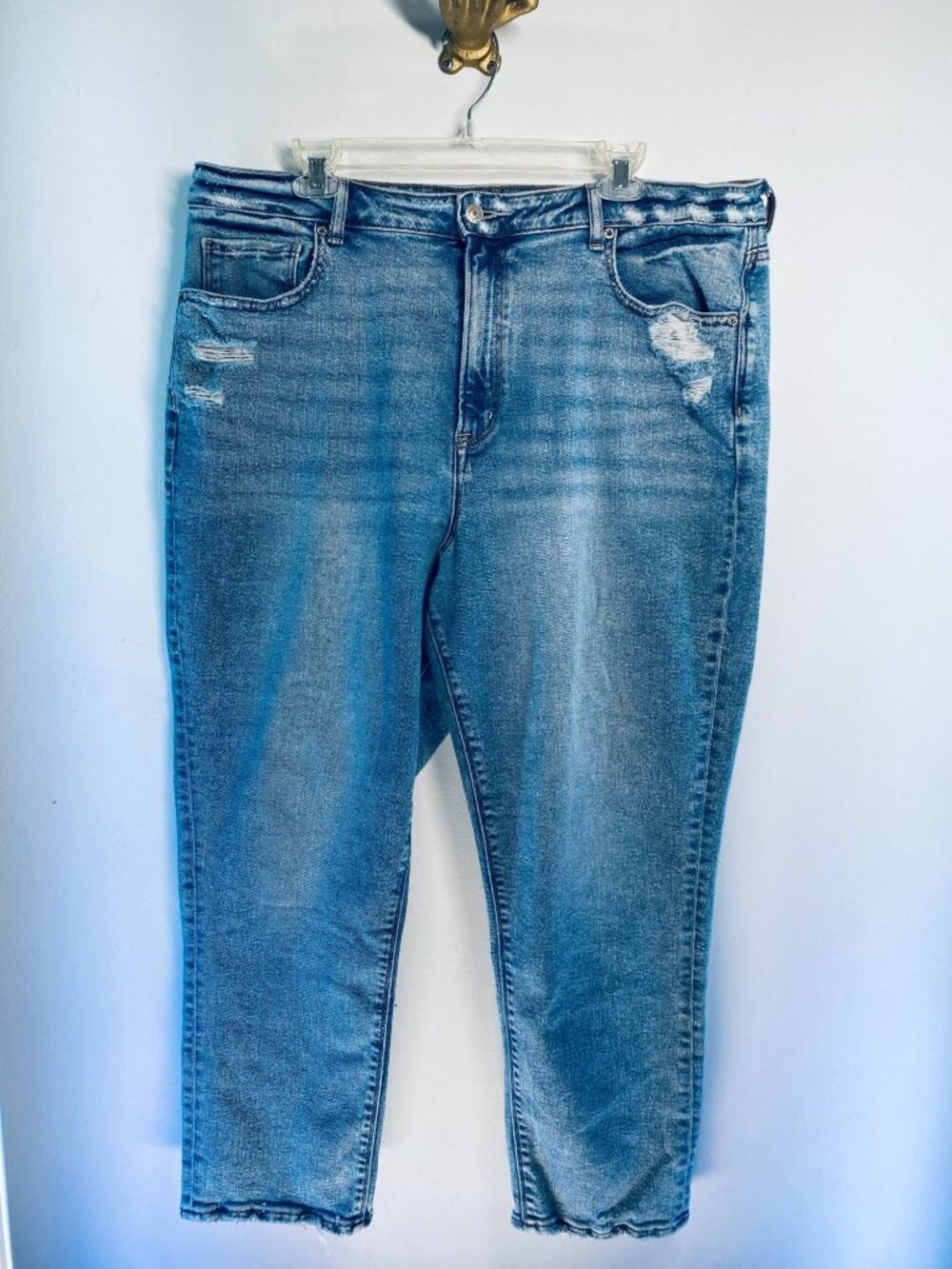 American Eagle Womens Distressed High-Waisted Mom Jeans Size 18 Regular